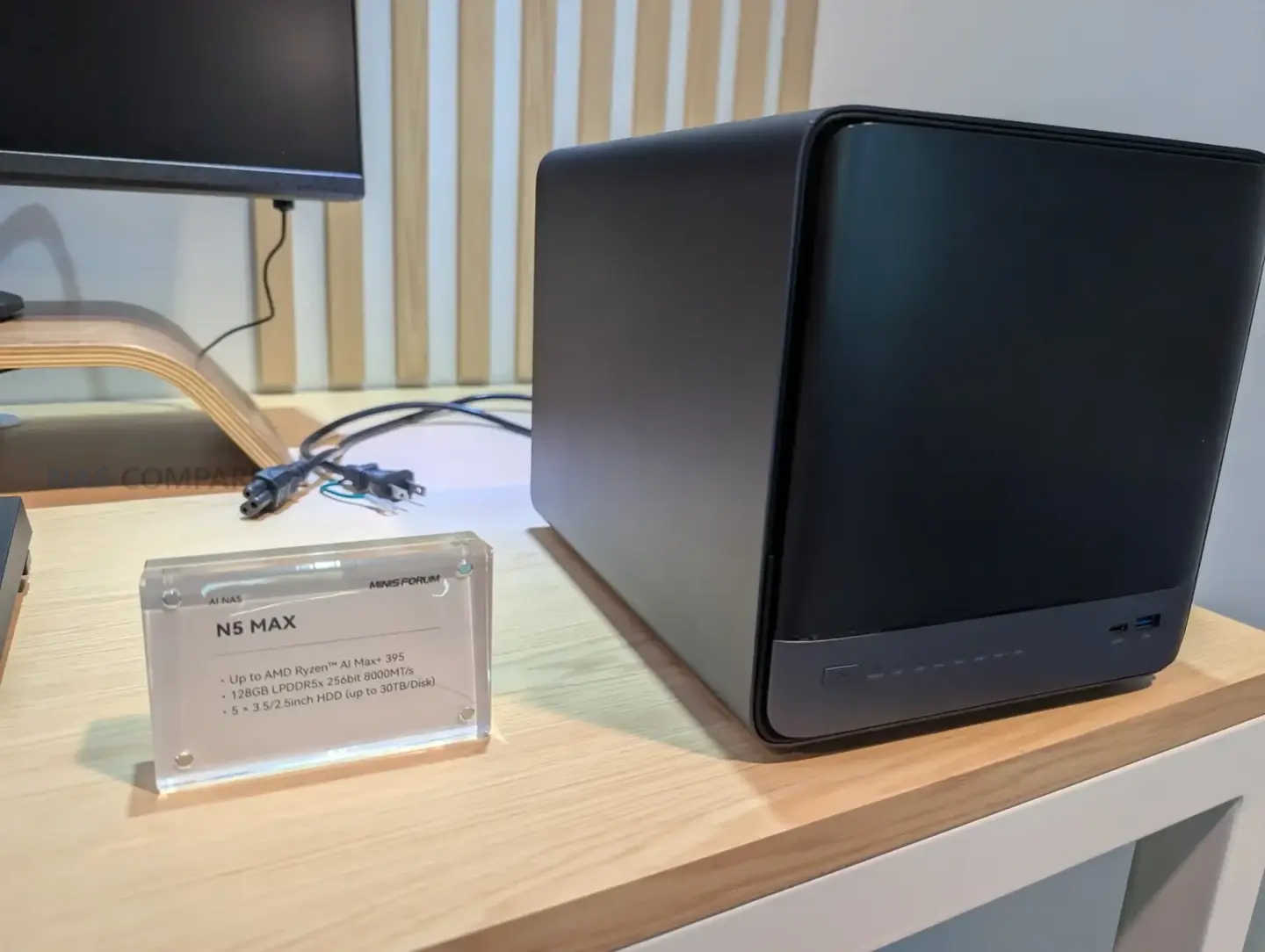 铭凡N5 MAX：全球首款融合OpenClaw的AI NAS，存储强安全性高