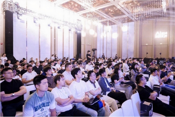 游戏安全峰会聚焦AI攻防,白皮书发布揭示行业新挑战